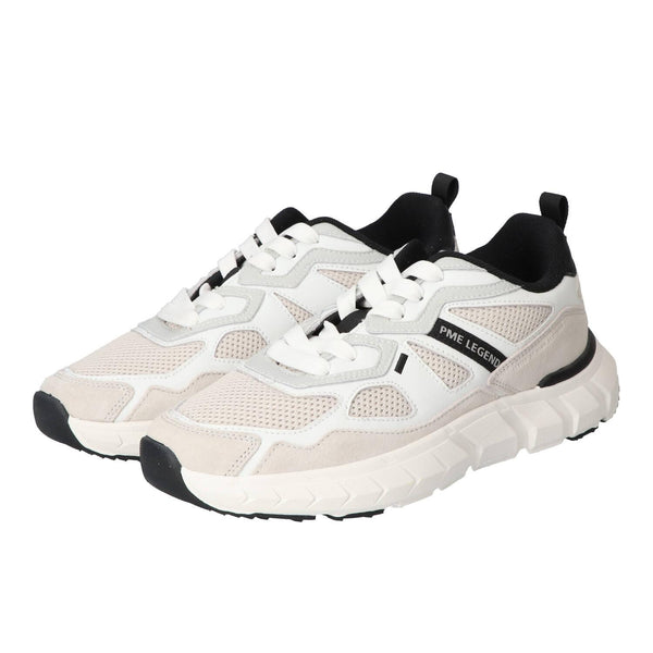 Sneakers, Wit