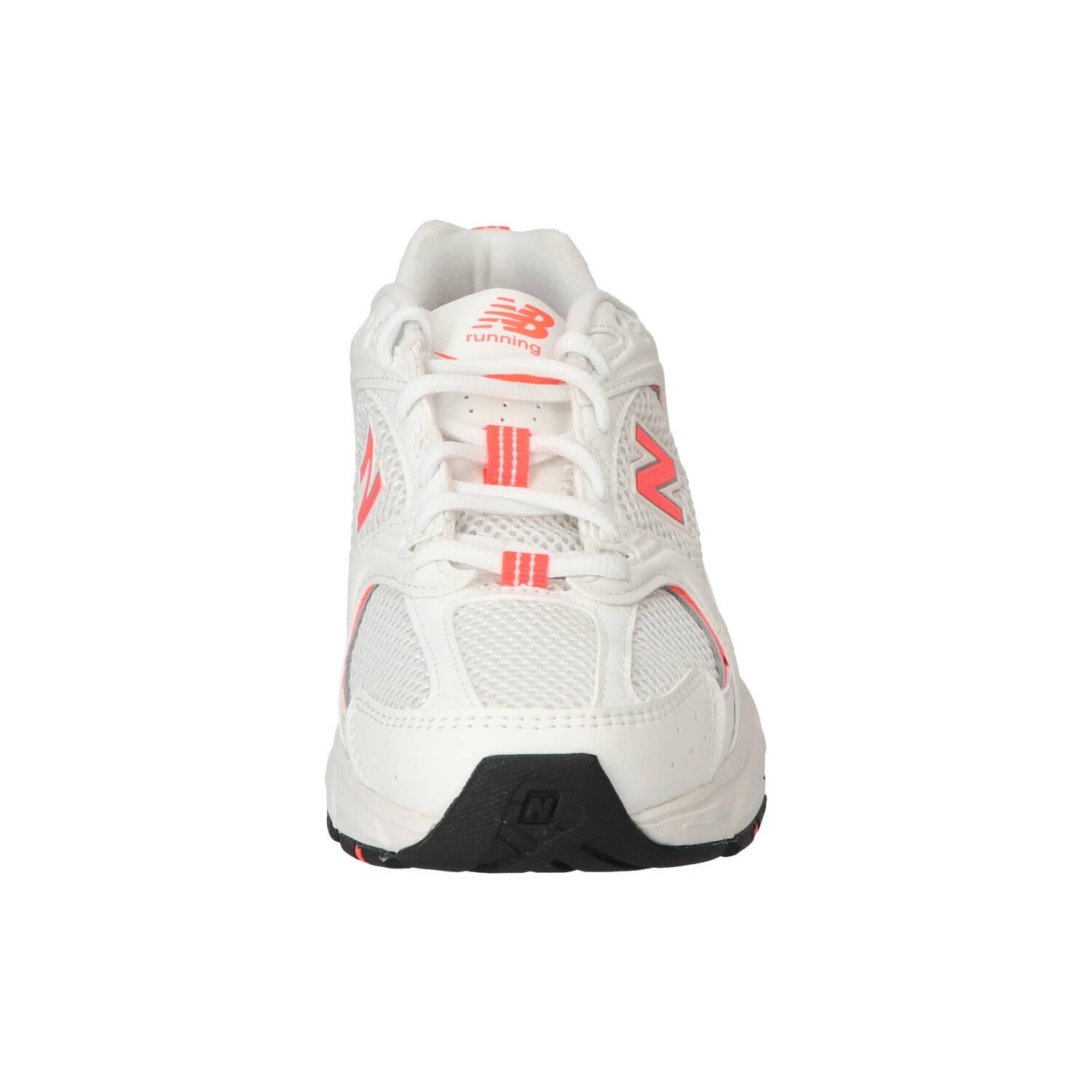 Sneakers, Wit