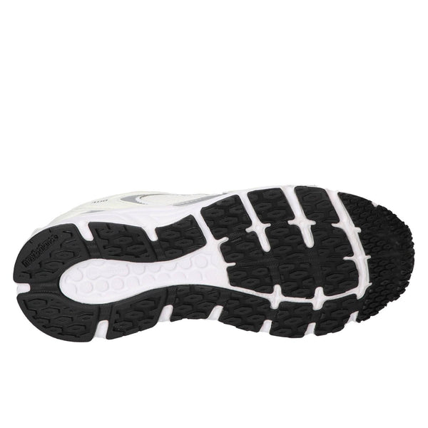 Sneakers, Wit
