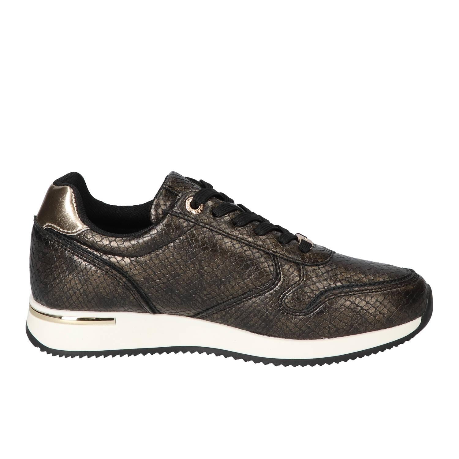 Baskets, noires