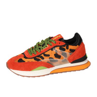 Baskets, orange