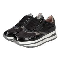 Baskets, noires