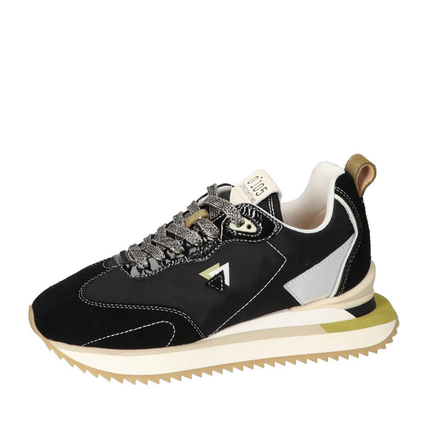Sneakers, Zwart