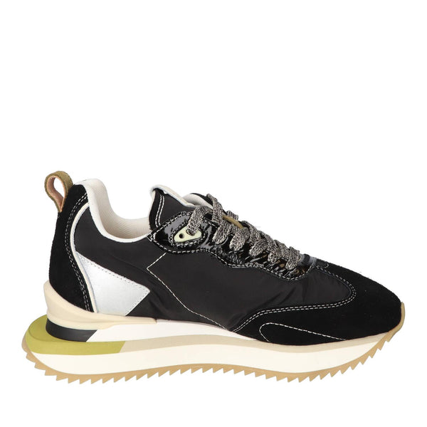 Sneakers, Zwart