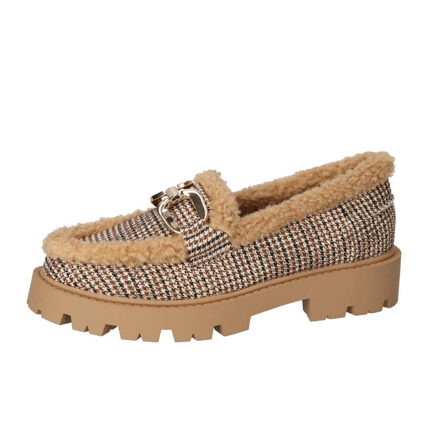 Instapschoenen, Lichtbeige