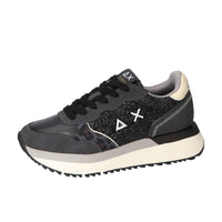 Sneakers, Zwart