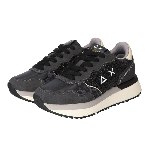 Sneakers, Zwart
