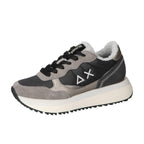Sneakers, Zwart