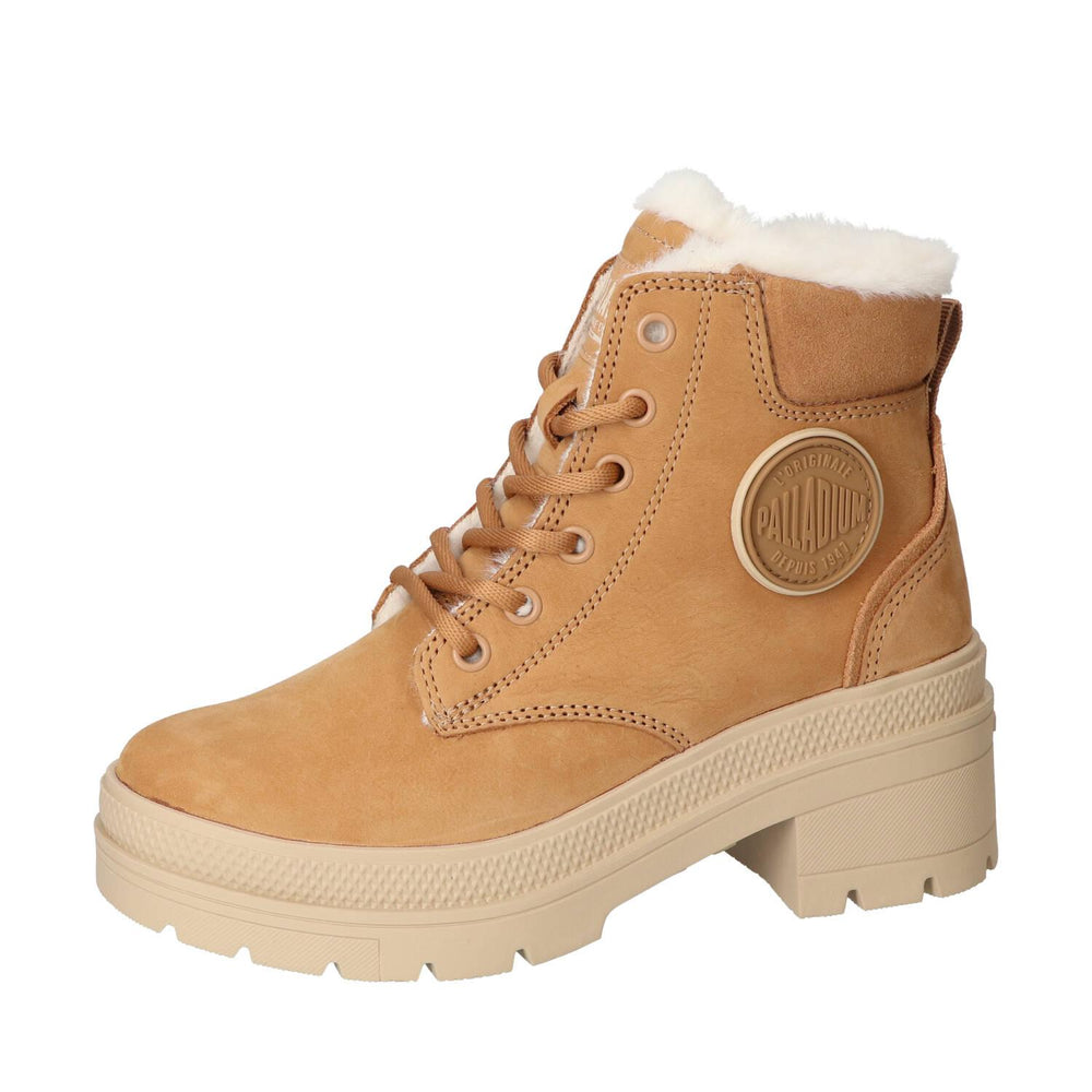 Booties, Cognac