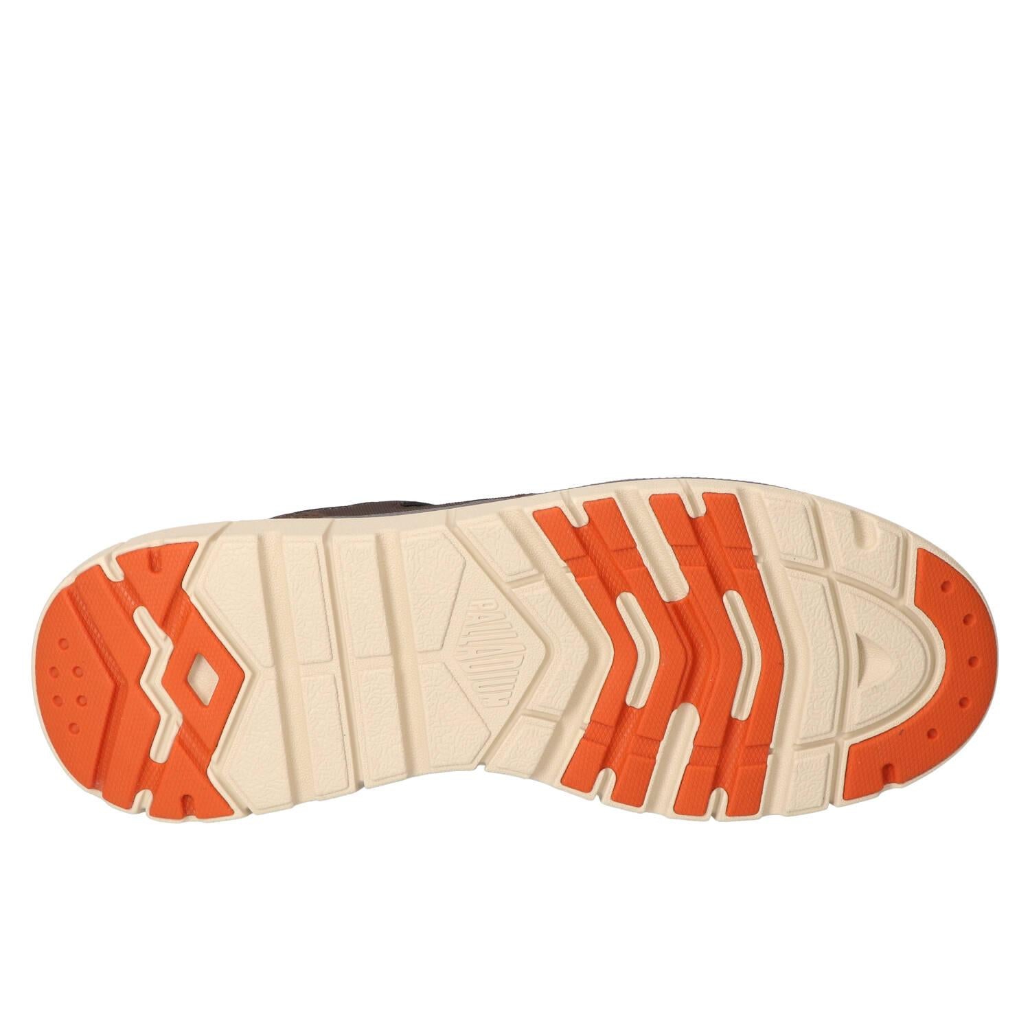 Baskets, marron foncé