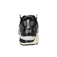 Sneakers, Zwart