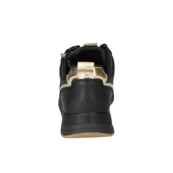 Sneakers, Zwart