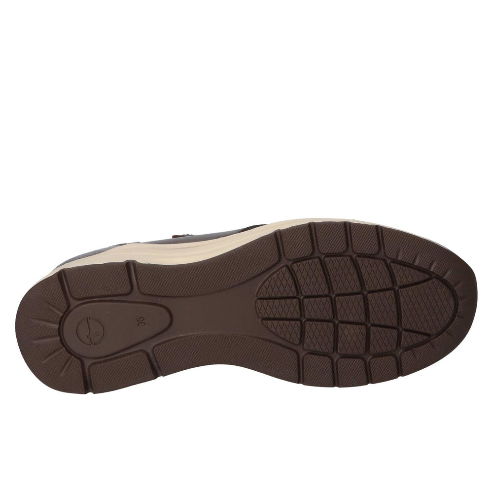 Sneakers, Brons