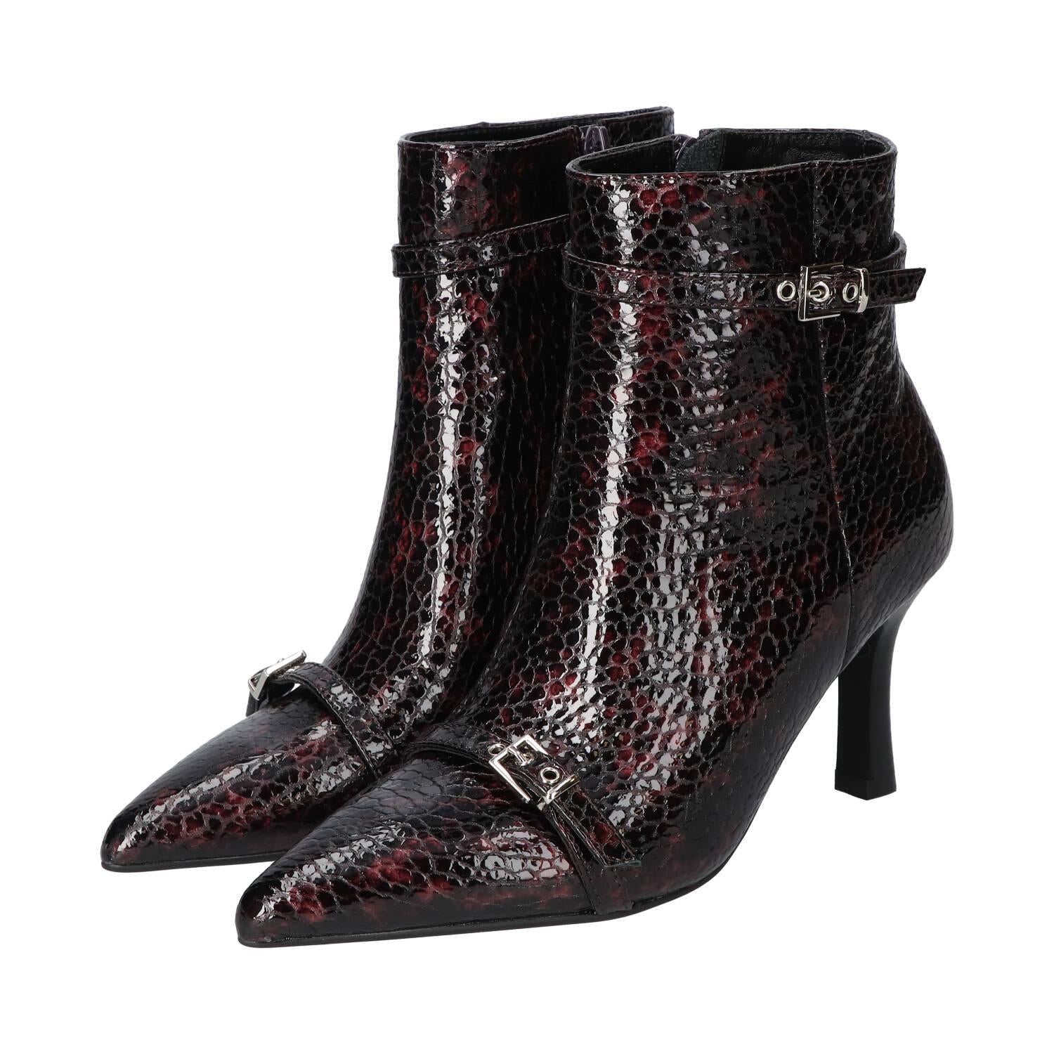 Booties, Bordeaux
