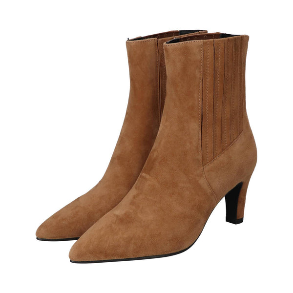 Booties, Cognac