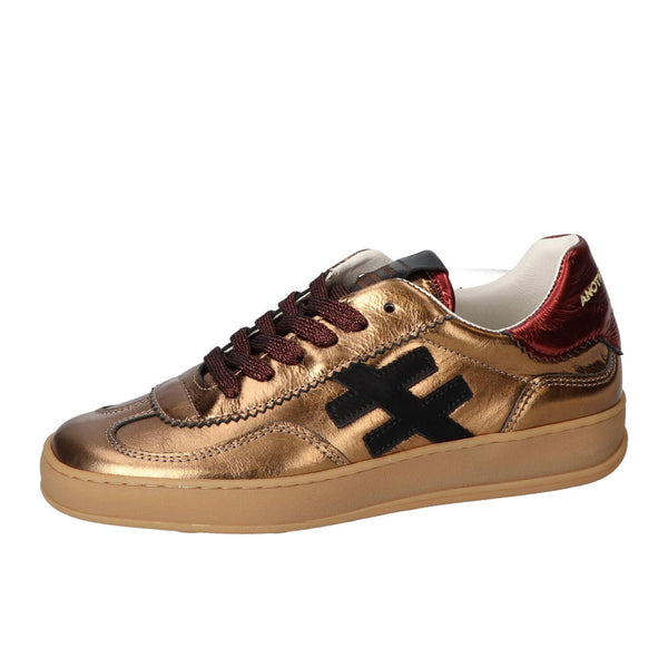 Sneakers, Goud