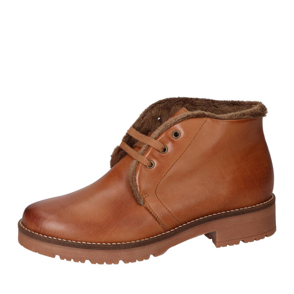 Booties, Cognac