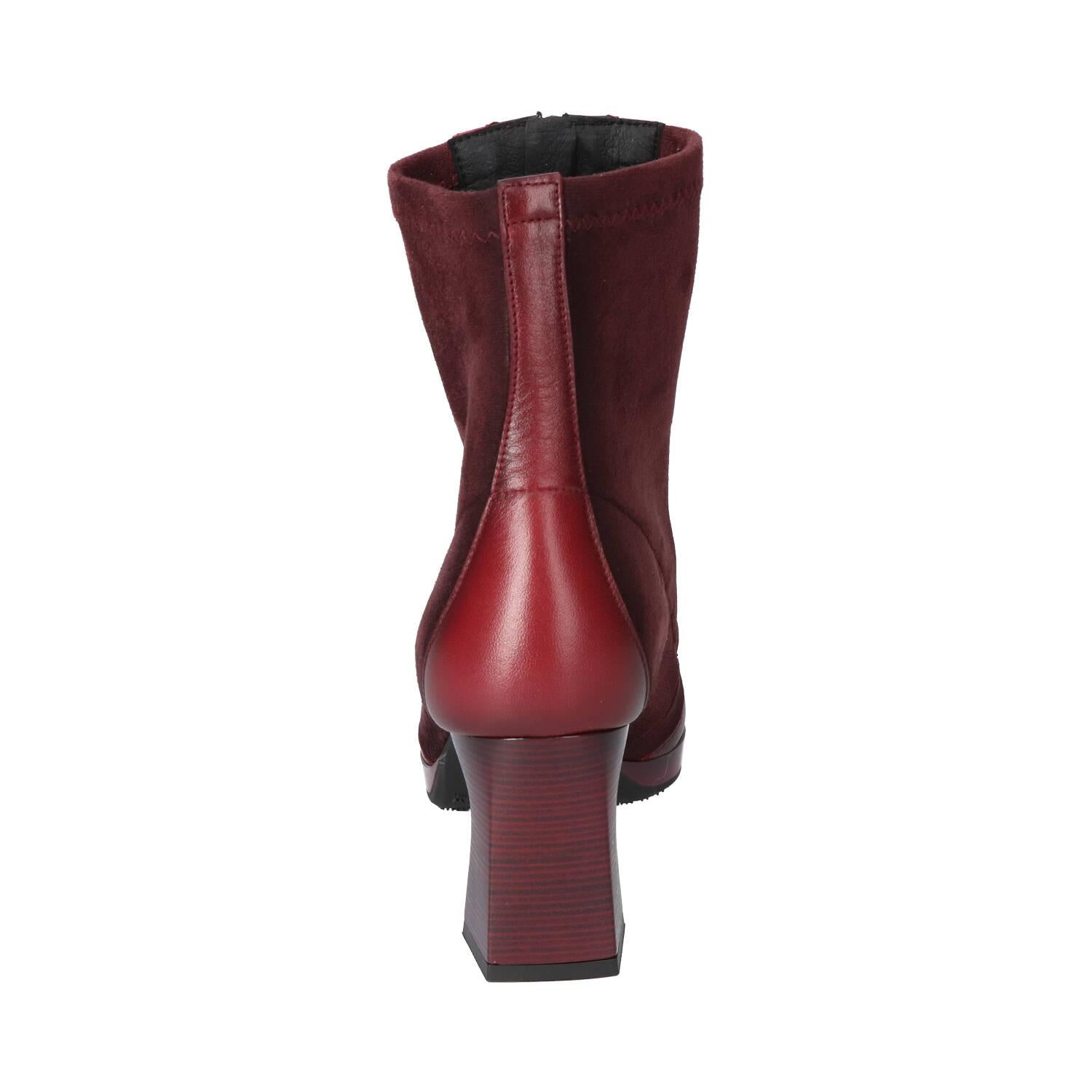 Booties, Bordeaux