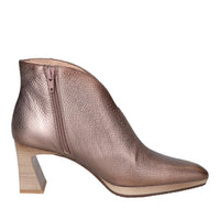 Bottines, Bronze