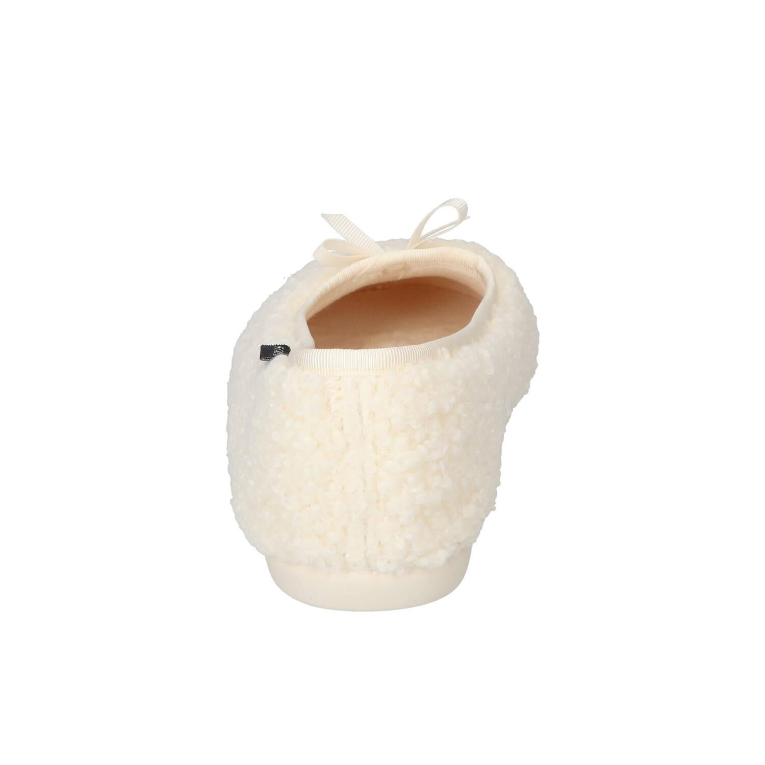 Chaussons, blanc cassé