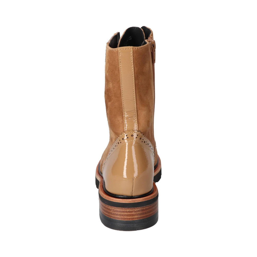 Booties, Cognac