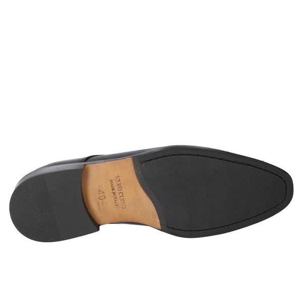 Veterschoenen, Zwart