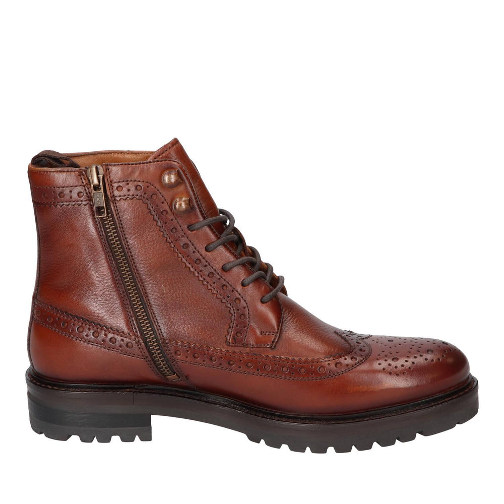 Boots, Cognac