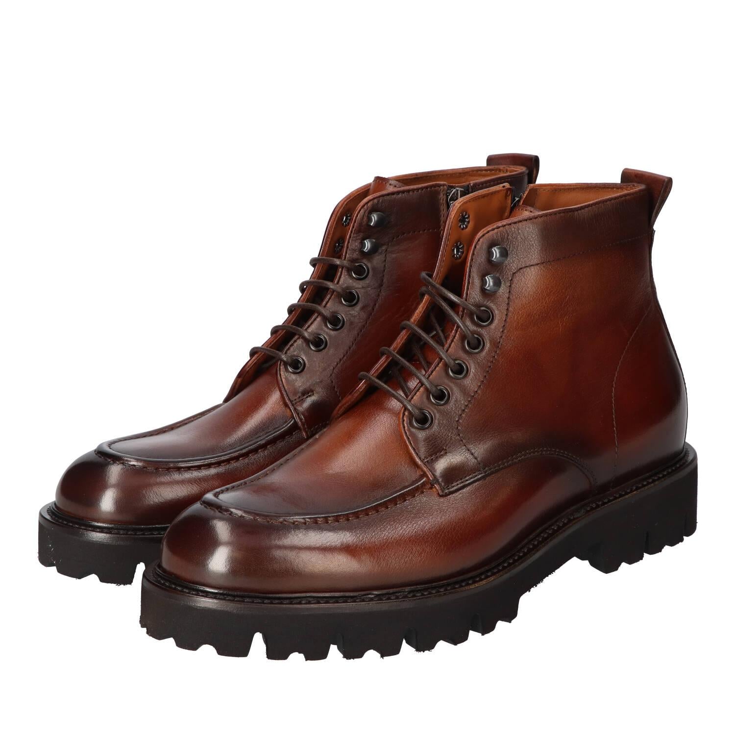 Boots, Donkerbruin