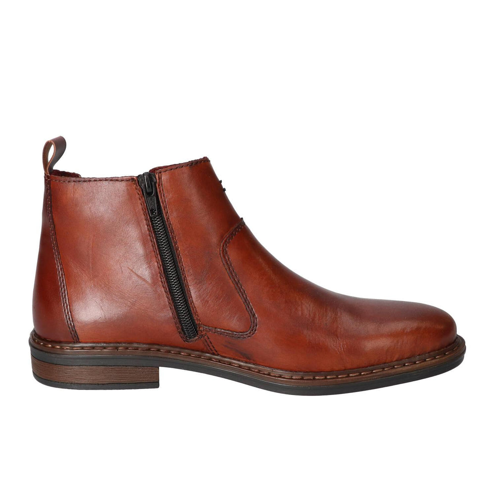 Boots, Cognac