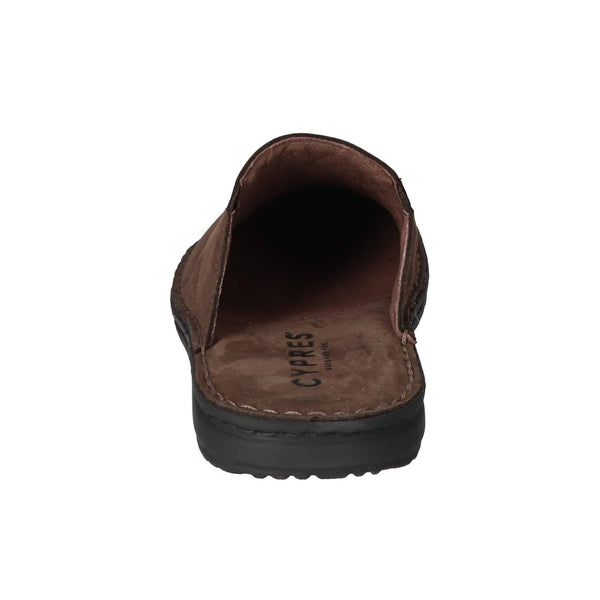 Chaussons, marron foncé
