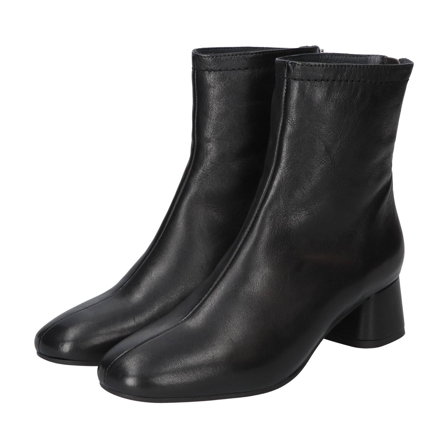 Booties, Zwart