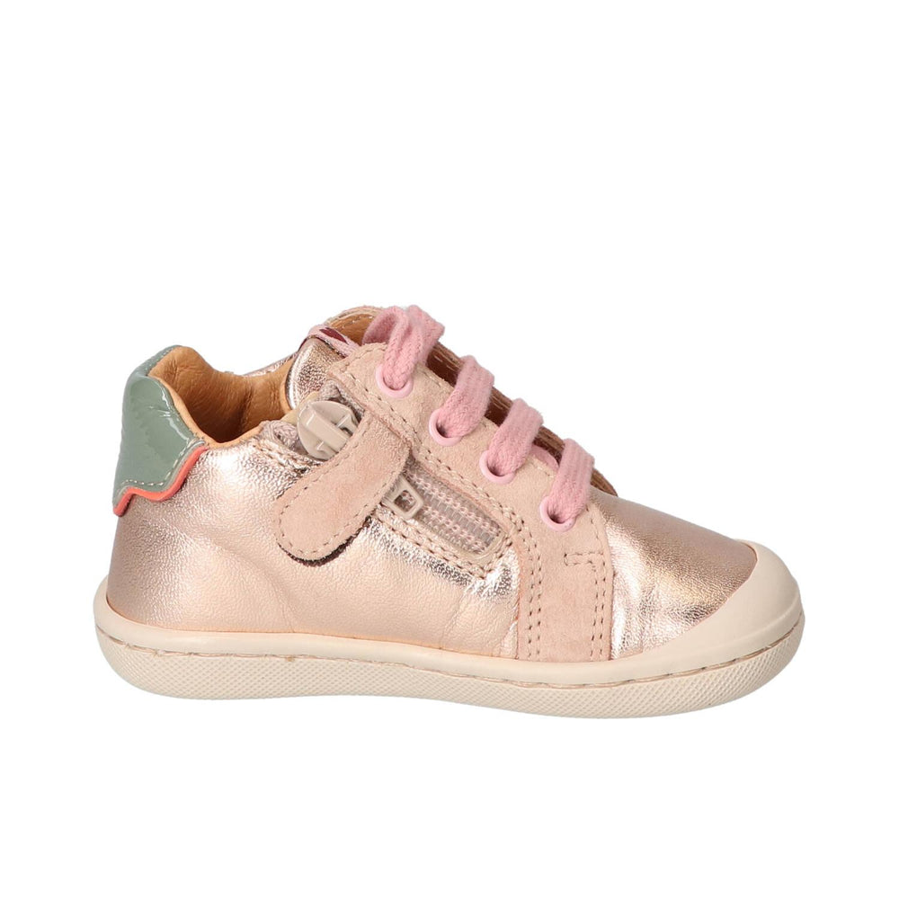 Veterschoenen, Roze