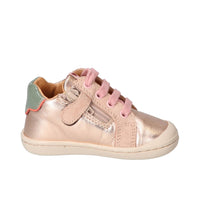 Veterschoenen, Roze