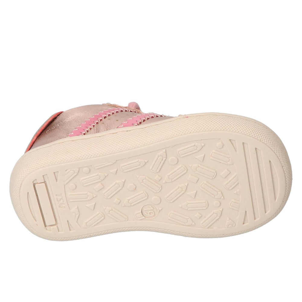 Veterschoenen, Roze