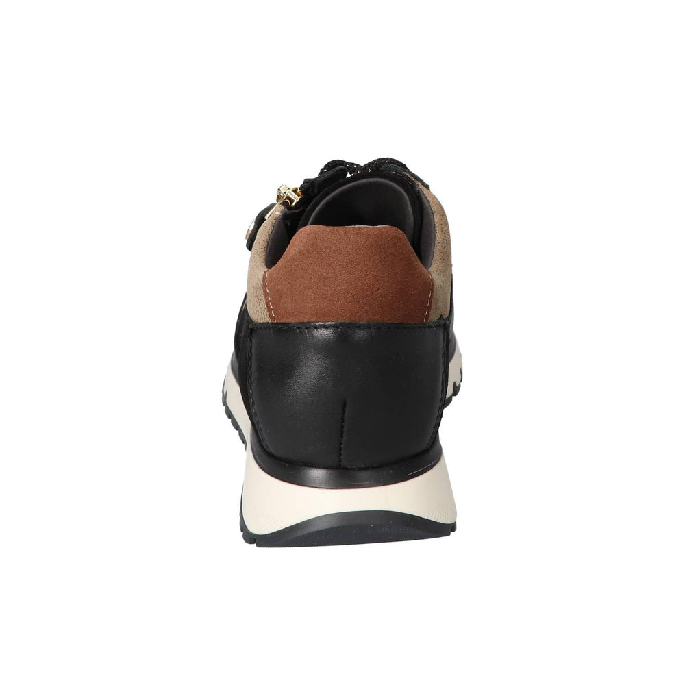 Sneakers, Zwart
