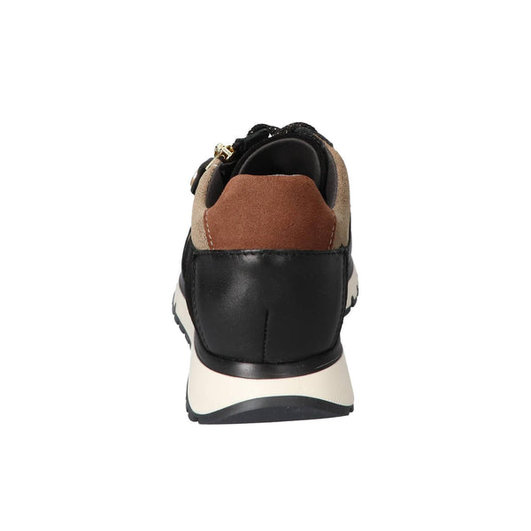 Sneakers, Zwart
