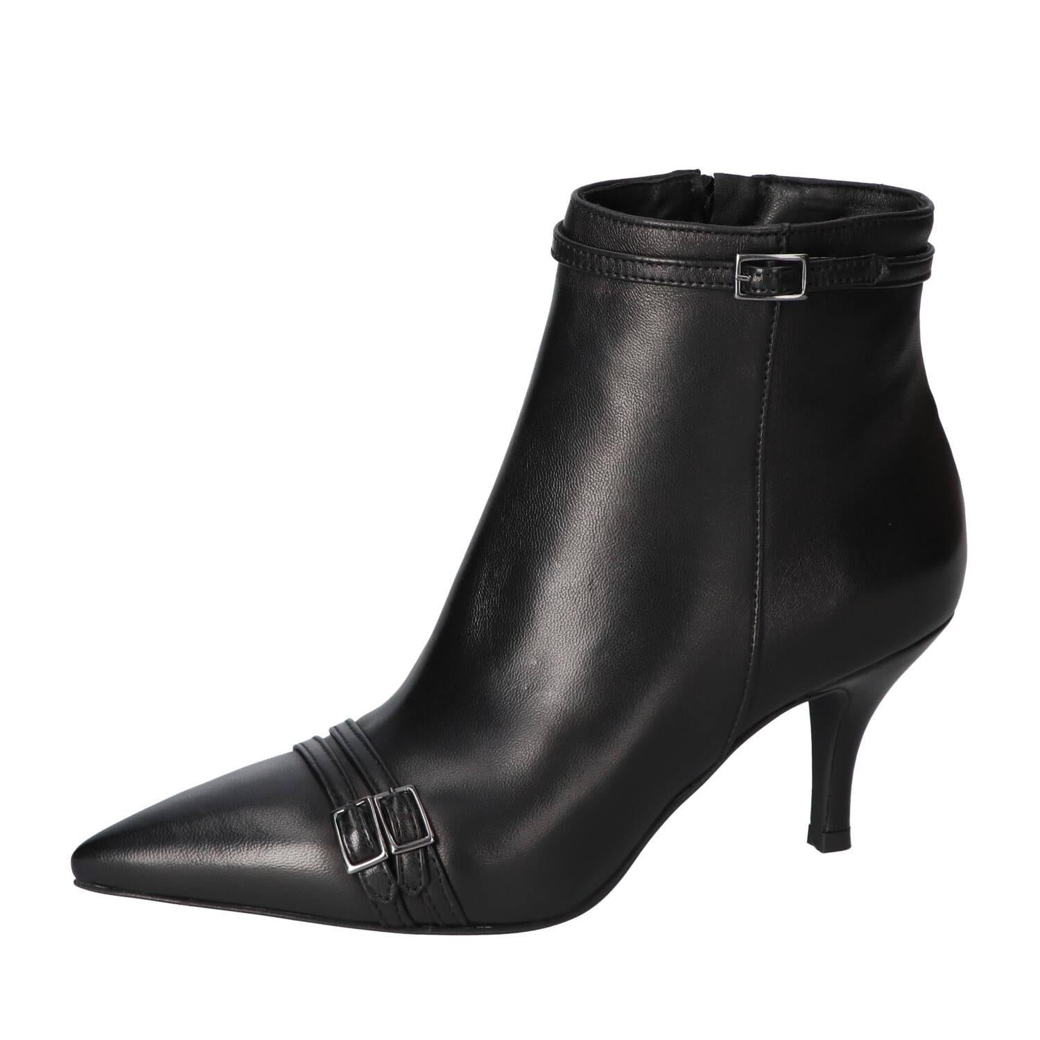 Booties, Zwart