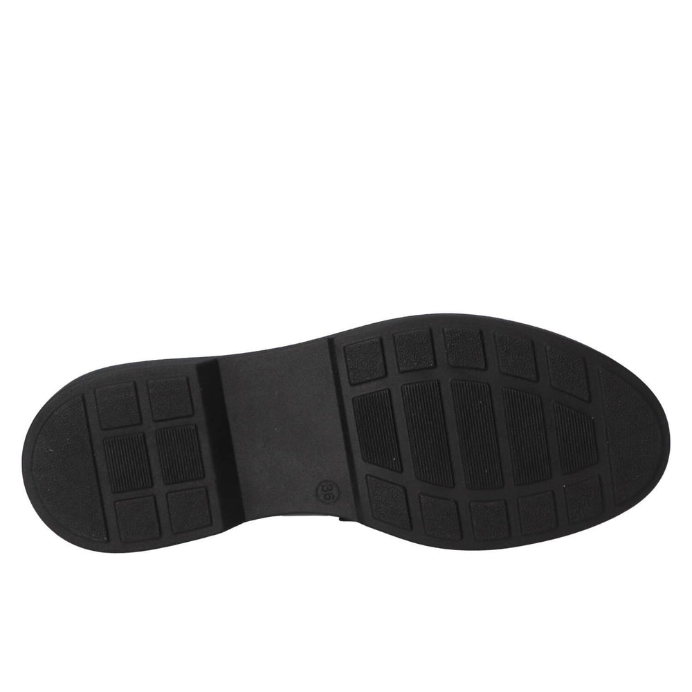 Instapschoenen, Zwart