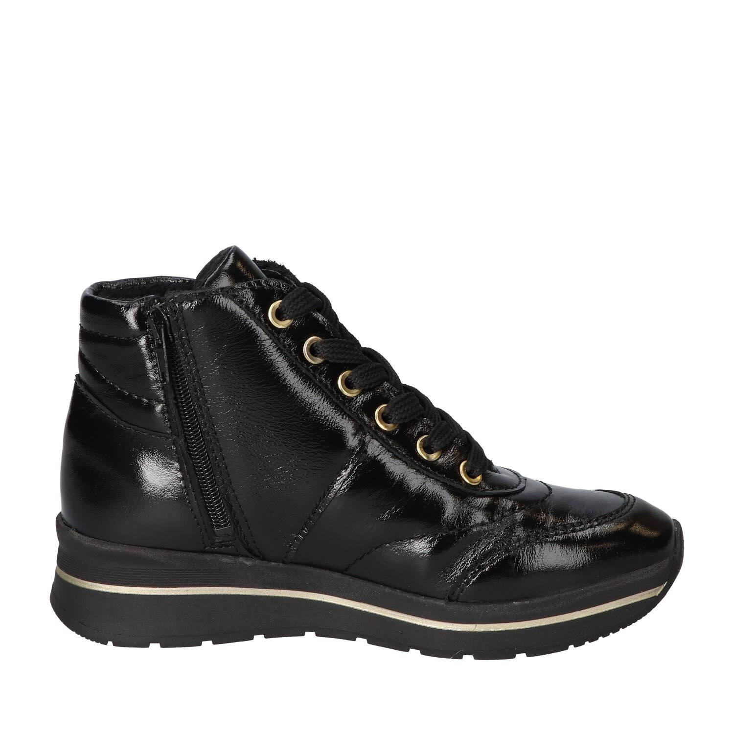 Sneakers, Zwart