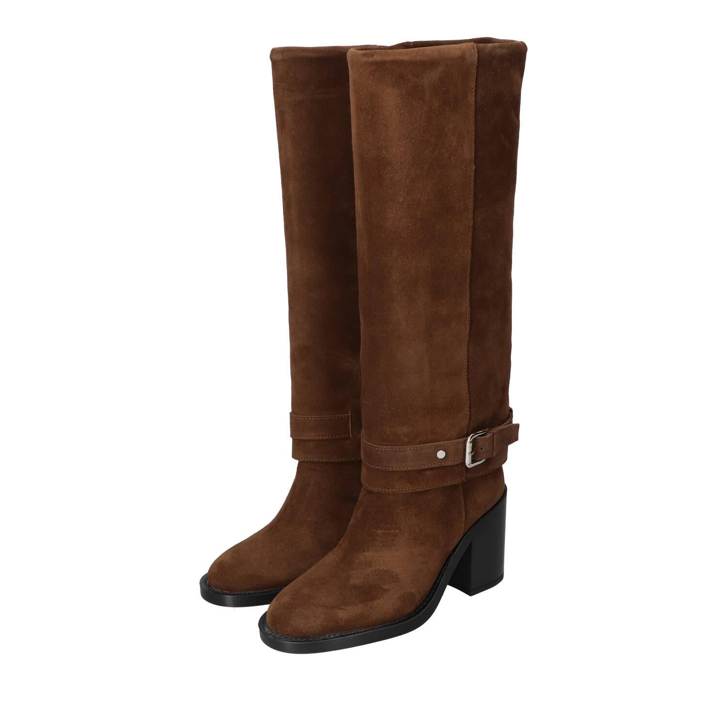 Bottes, marron foncé