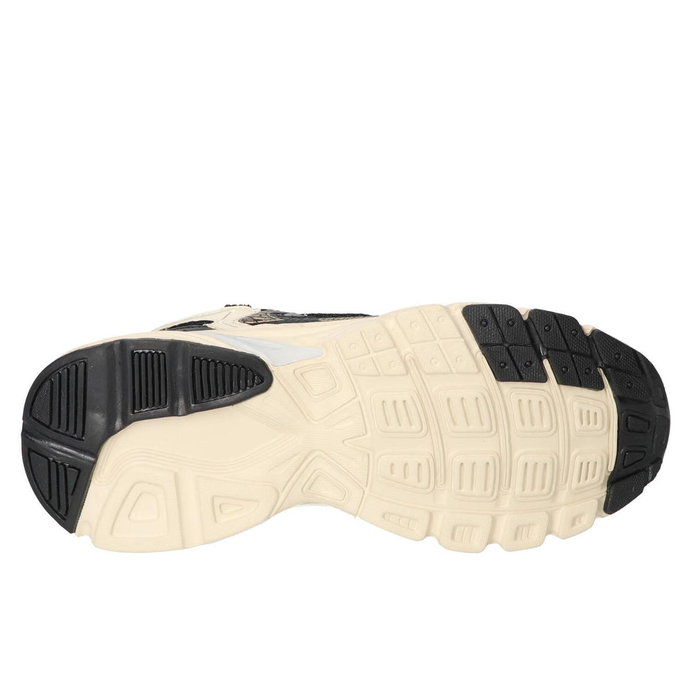 Sneakers, Zwart