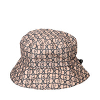 Chapeaux, Noir