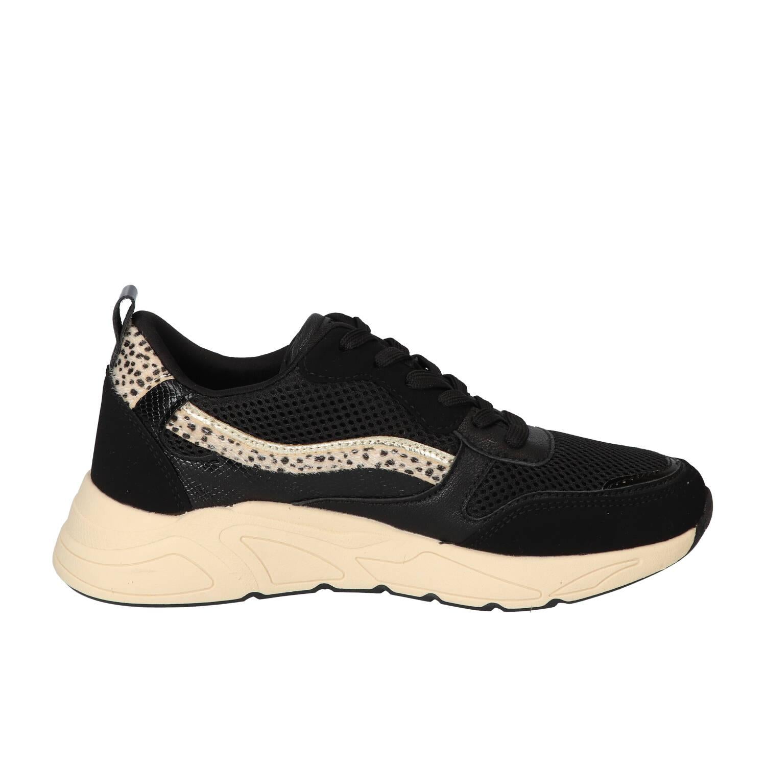 Baskets, noires