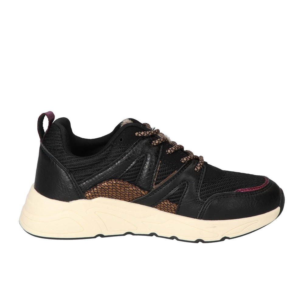 Sneakers, Zwart