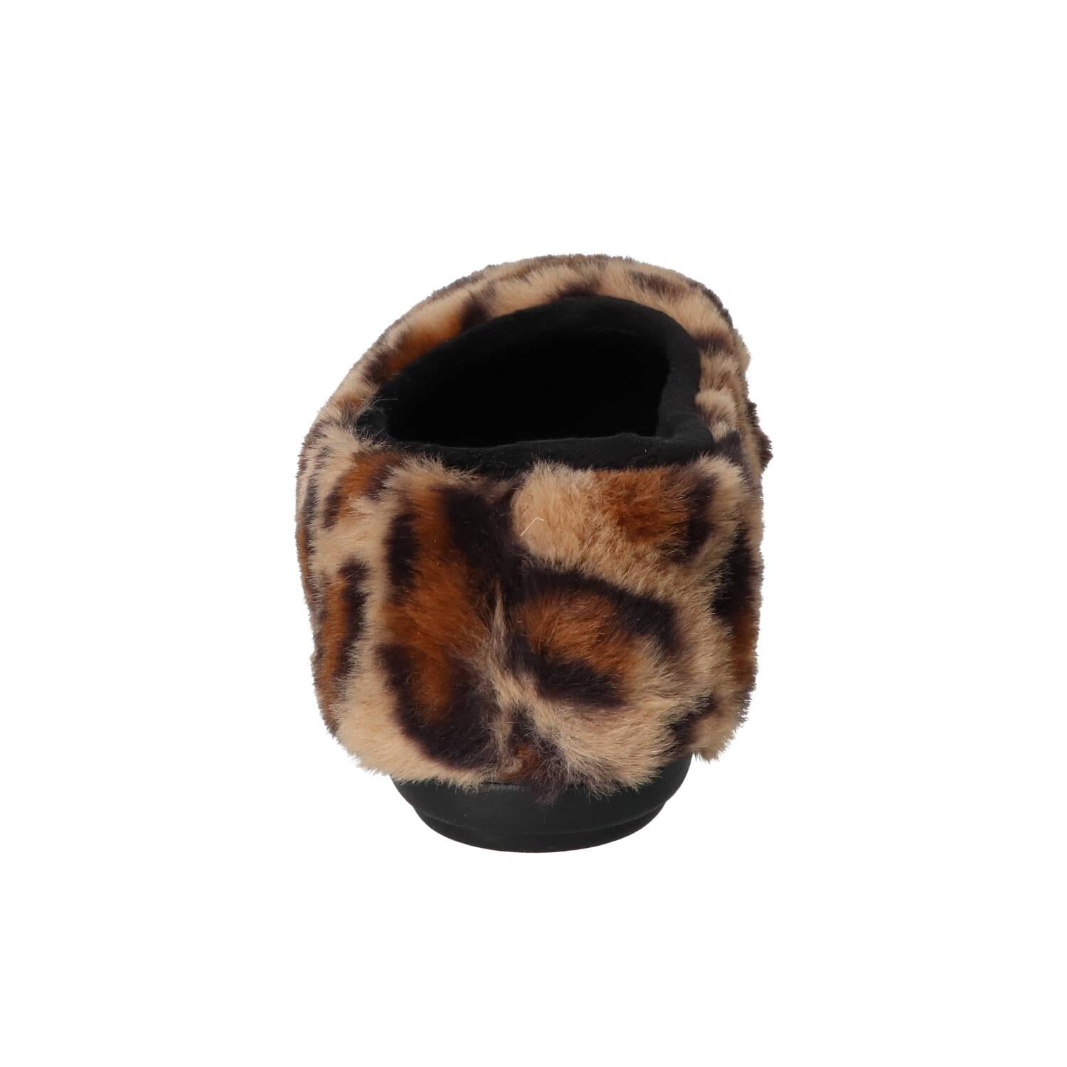 Pantoffels, Donkerbruin