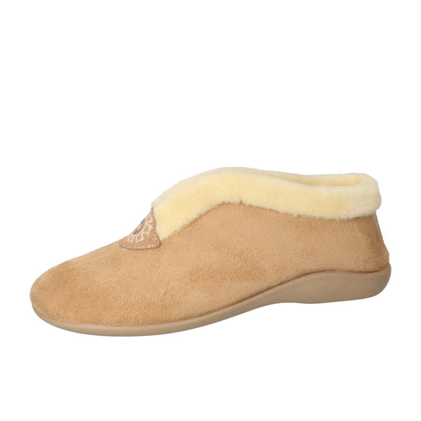 Pantoffels, Cognac