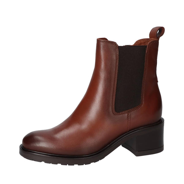 Booties, Cognac