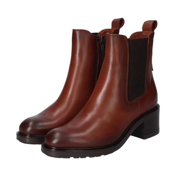 Booties, Cognac