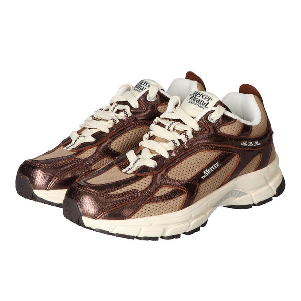 Sneakers, Brons