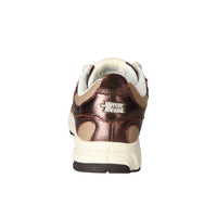 Sneakers, Brons